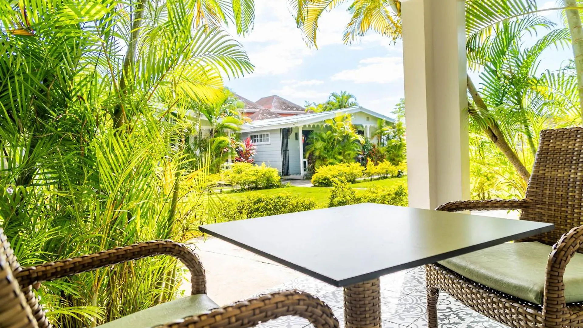 ***  Travellers Beach Resort Negril Jamaika