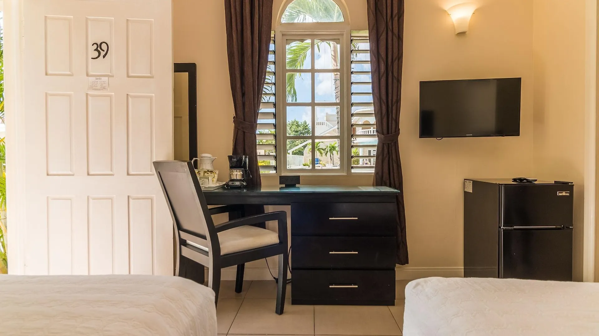 Travellers Beach Resort Negril Jamaica