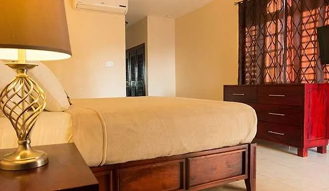 Travellers Beach Resort Negril