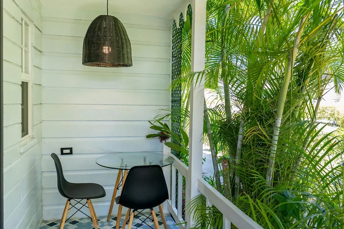 ***  Travellers Beach Resort Negril Jamaica